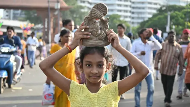వినాయక నిమజ్జనం, ఖైరతాబాద్, మహా గణపతి