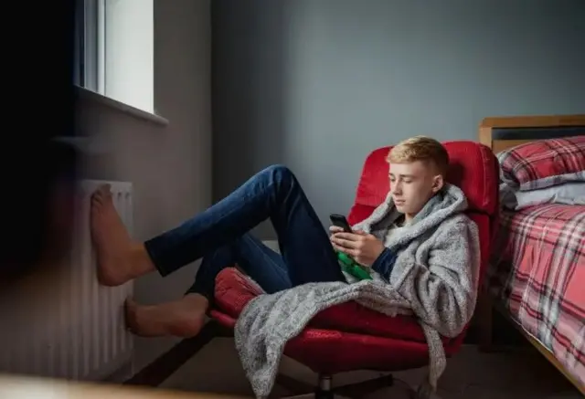 Les nouvelles générations développent des habitudes préjudiciables à leur mémoire, en raison de leur surexposition aux technologies de la communication, a déclaré M. Ranganath.