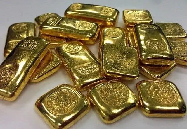 မြန်မာကျပ်ငွေအပေါ် ယုံကြည်မှုအားနည်းလာလို့ အဝယ်လိုက်လာတဲ့ အခေါက်ရွှေ