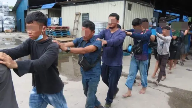 ဖမ်းဆီးခံခဲ့ရတဲသူတွေ 