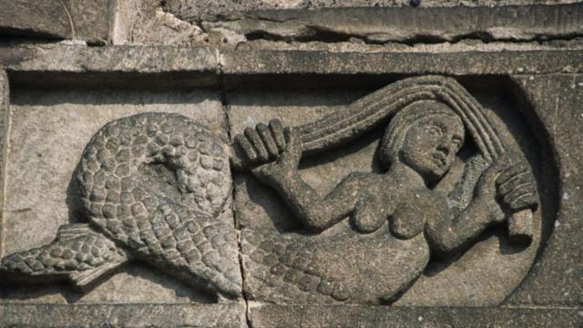 Sereia esculpidaslotcatalog casinopedra