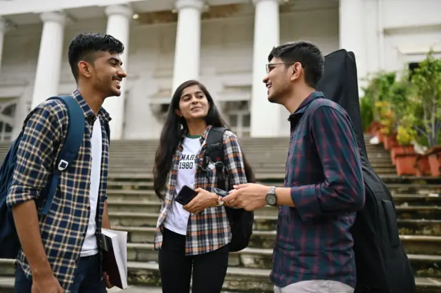 கிரீமி லேயர் அல்லாத ஓபிசி சான்றிதழ் யாரெல்லாம் பெறலாம்?