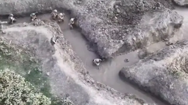 Тренування української штурмової групи