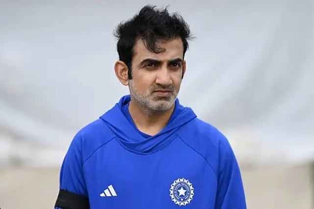 گوتم گمبھیر کا شدید تنقید کا نشانہ بنایا جا رہا ہے