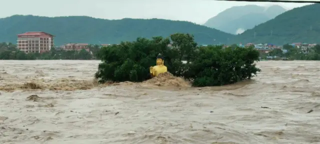 नारायणी नदी