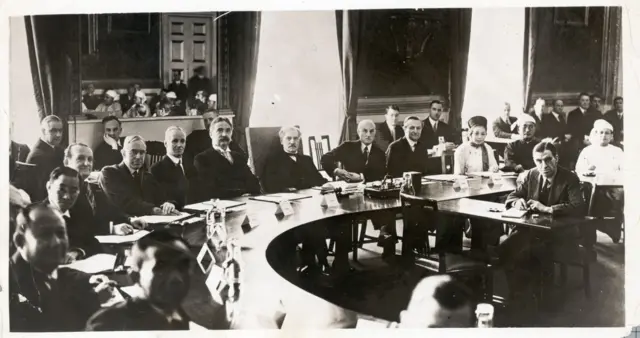 ဗြိတိန်နဲ့ နီးစပ်တဲ့ မြန်မာနဲ့ လူမျိုးစုကိုယ်စားလှယ်တွေ ပါဝင်တဲ့ လန်ဒန်မျက်နှာစုံညီ အစည်းအဝေး