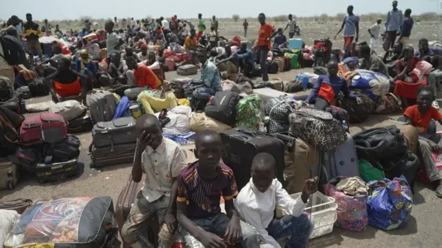 Baqattoonni buufata kana jiran kumaatama, tajaajilli garuu homaa hin jiru