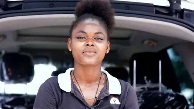 Ukamaka Maluze kwuru na ọ naghị ele ihu onye ọbụla anya ma abịa n'okwu akaraka ya.