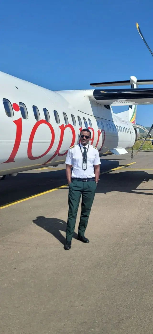 Kaappiteen Sanyii Taliilaa