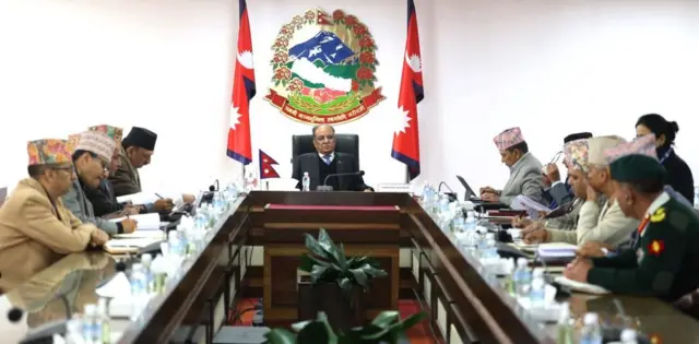 हेटौँडा कपडा उद्योग सञ्चालनबारे नेपाली सेनासँग प्रधानमन्त्रीको छलफल