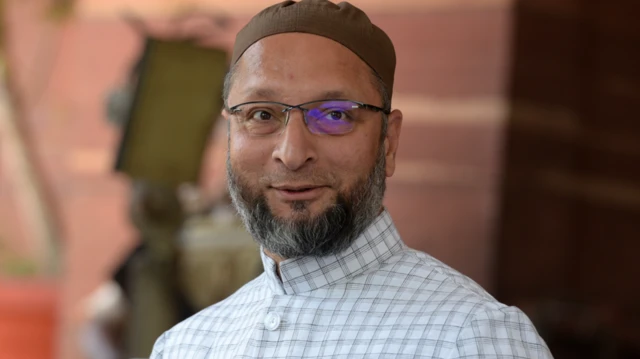 असदुद्दीन ओवैसी