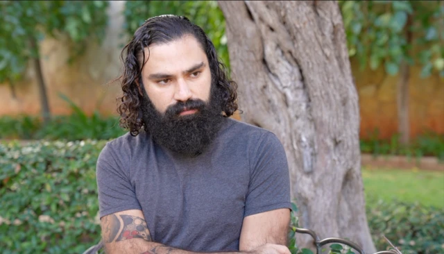 عباس بعلبكي، الباحث في الجامعة الأمريكية في بيروت والناشط في جمعية "جنوبيون خضر" غير الحكومية