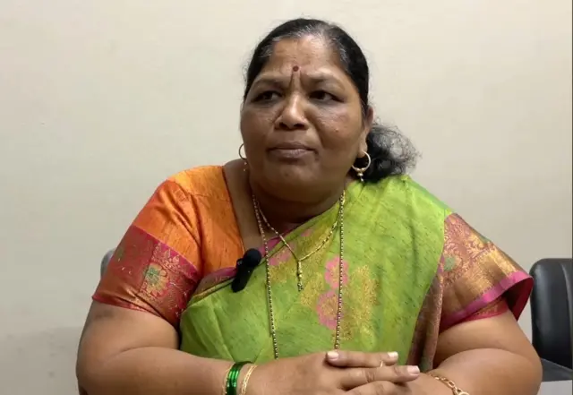 इचलकरंजीच्या कन्या महाविद्यालयाच्या प्राध्यापक त्रिशला कदम