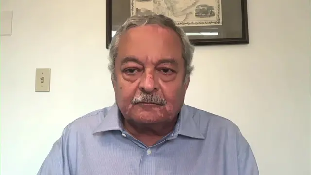  هشام قاسم  المعارض السياسي و الناشر المصري