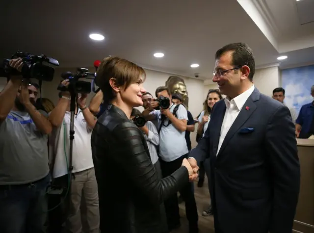 Kaftancıoğlu ve İmamoğlu, son dönemde kameralar karşısında daha az birlikte görünüyor.