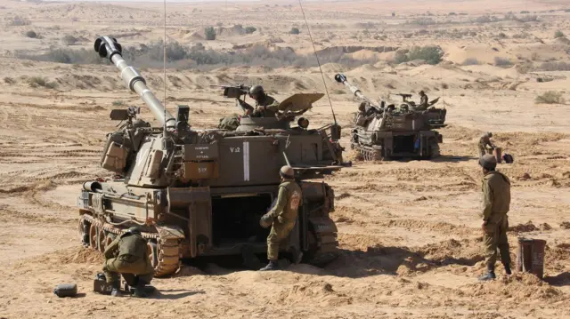  ট্যাংক সংখ্যার দিক থেকে এগিয়ে আছে ইরান 