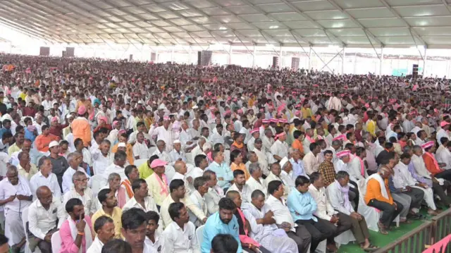 केसीआर यांच्या 26 मार्चच्या सभेला जमलेली गर्दी.