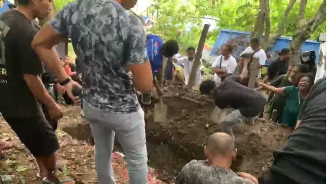 oknum TNI bakar istri di Papua