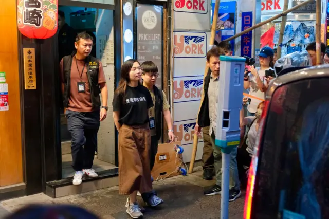 香港留下書舍店員被捕