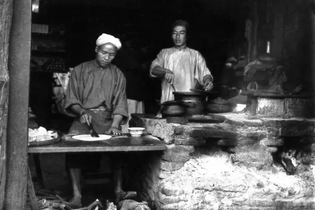 ပါတော်မူစ မန္တလေး တရုတ်တန်းက တရုတ်မုန့်ဖို