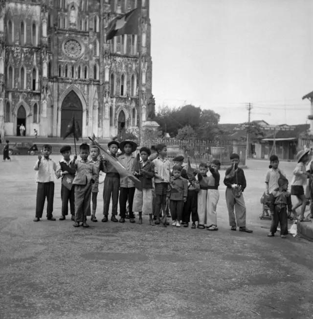 Nhà thờ tại Hà Nội vào năm 1954