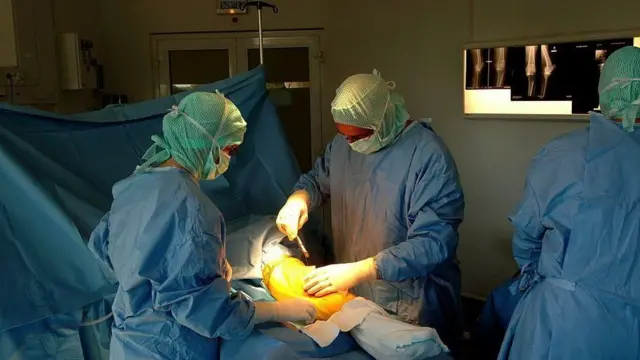 थ्रीडी प्रिंटर की मदद से तैयार घुटना