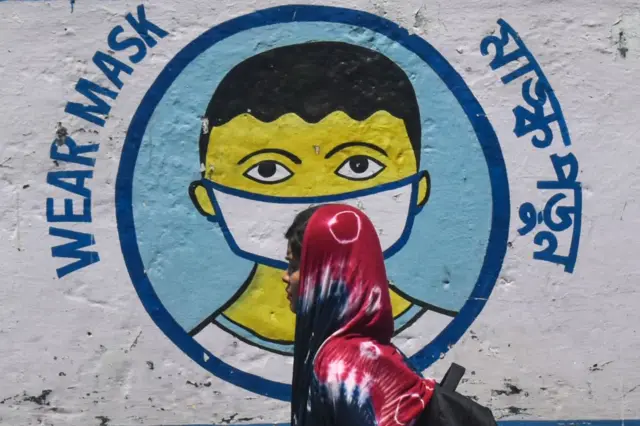 চিকিৎসকরা বলছেন মাস্ক পড়লে করোনা সহ সর্দি, কাশিও রোখা যাবে