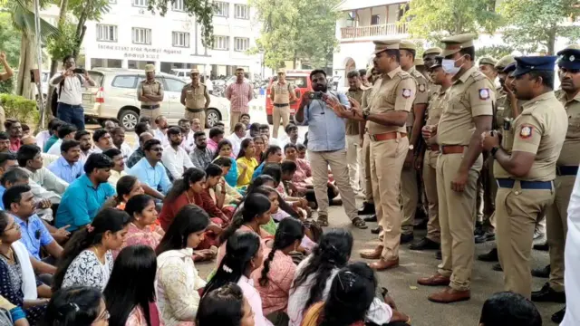 கோவை மைவி3 ஆட்ஸ் உரிமையாளர் கைது