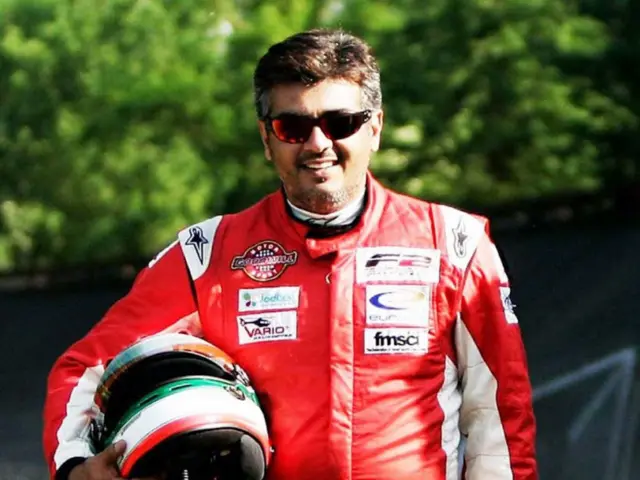 ஆச்சர்ய கலைஞன் 'அஜித்'