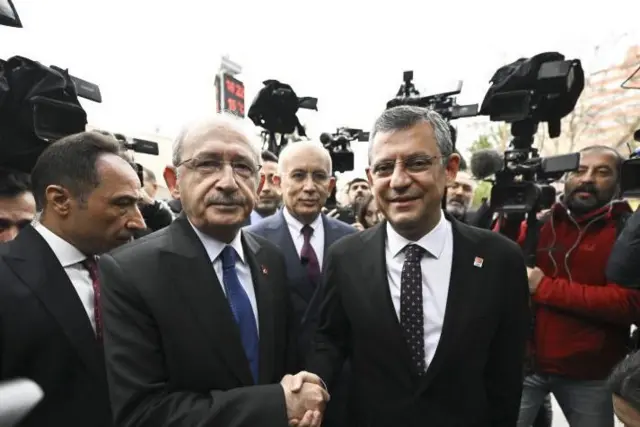 Kemal Kılıçdaroğlu ve Özgür Özel