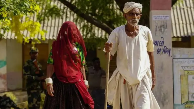 ગુજરાત, બનાસકાંઠાસ, વાવ-થરાદ જિલ્લો, બીબીસી ગુજરાતી, ગુજરાત, રાજકારણ
