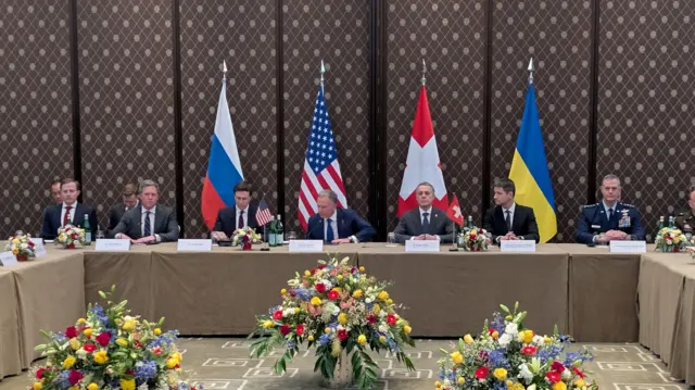 Последний раунд трехсторонних переговоров состоялся в середине февраля в Швейцарии