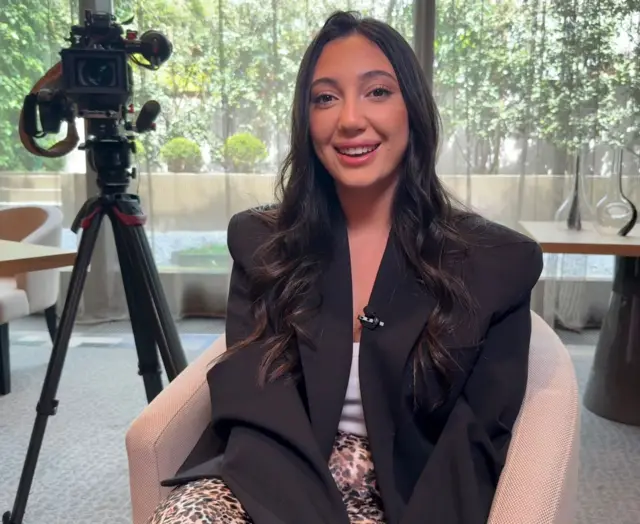 juval rafael, pesma evrovizije, evrovizija, izraelska pevačica, predstavica Izraela na Evroviziji