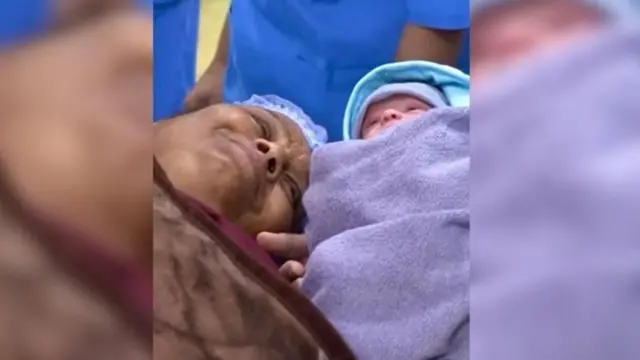 સિદ્ધુ મૂસેવાલાના માતા અને નવજાત