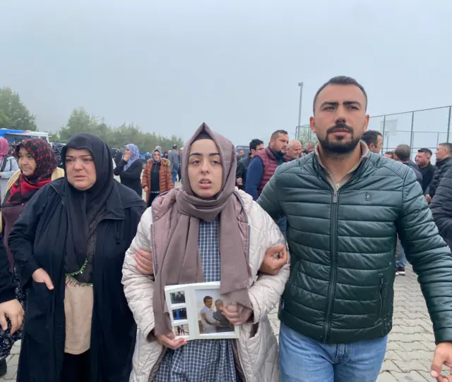 Nesrin Akkuş ve Sena Yıldırım