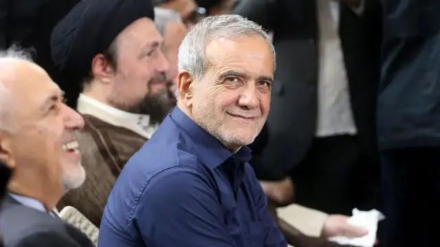 மசூத் பெசெஷ்கியன்