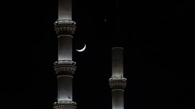 ఆకాశంలో అద్భుతం 