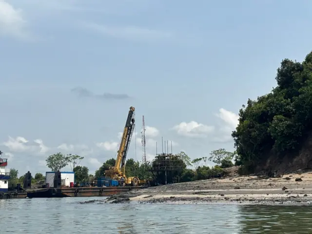 Badge vessel wey dey lift crude oil for Ofiomina-ama Alakiri community