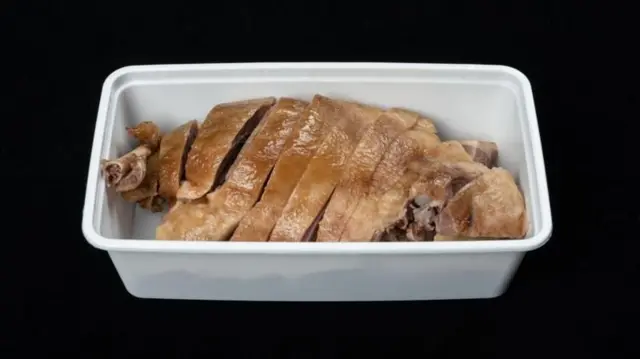 'सॉल्टेड डक' डिश.