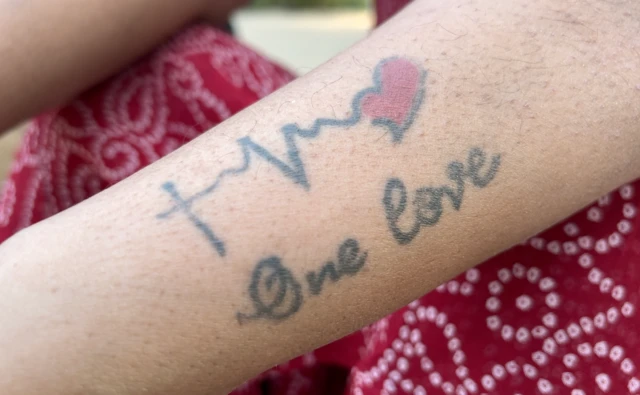 કિંજલના હાથ પર ટૅટૂનો ફોટો