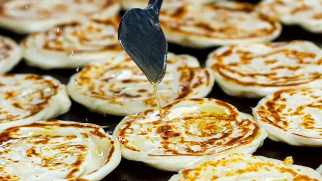 నెయ్యి , పరాటాలు, బొబ్బట్లు