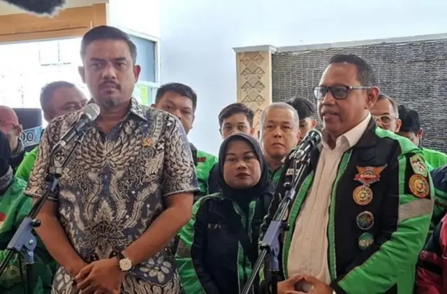 Menteri UMKM Maman Abdurrahman dan Ketua Umum GARDA Indonesia Igun Wicaksono.