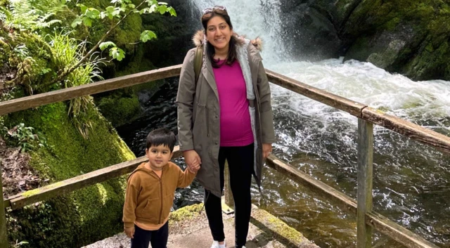 ዲፓቲ እና ልጇ