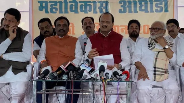 अजित पवार 