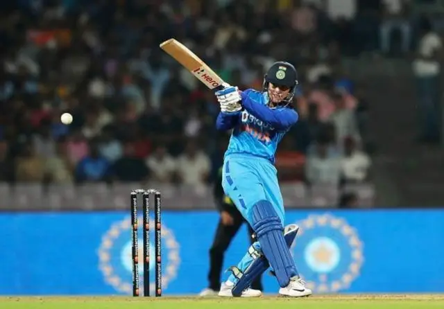 महिला क्रिकेट