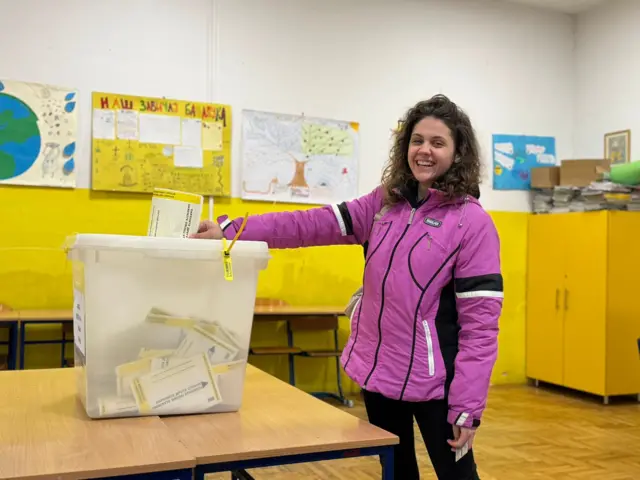 Devojka glasa u Banjaluci