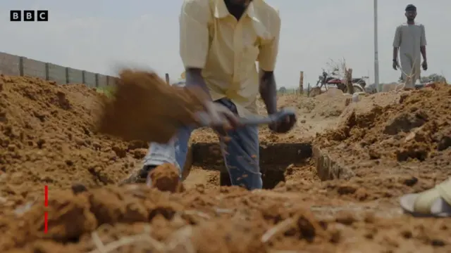 Ẹbi to n gbẹ saare