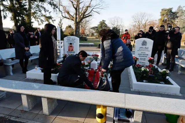 Beş yıl önce Hanau kentinde ırkçı bir saldırıda öldürülen dokuz kişi için 19 Şubat'ta anma töreni düzenlendi