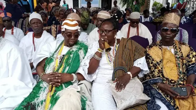 Àwọn tó wá kópa níbi ayẹyẹ ọdún Ọlọ́jọ́