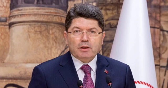 Adalet Bakanı Yılmaz Tunç, Denetimli Serbestlik Sistemi Değerlendirme Toplantısı'nda konuştu. 

